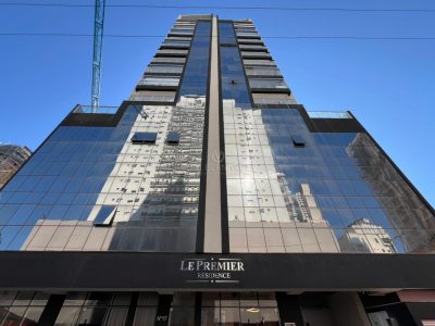 Apartamento à venda com 3 dormitórios, 114m² e 2 vagas no bairro Centro em Itapema