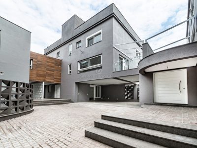 Casa em Condomínio à venda com 4 dormitórios, 320m² e 4 vagas no bairro Tristeza, Zona Sul de Porto Alegre