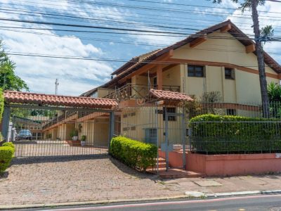 Casa em Condomínio à venda com 3 dormitórios, 159m² e 2 vagas no bairro Ipanema, Zona Sul de Porto Alegre