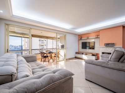 Apartamento à venda com 3 dormitórios, 141m² e 2 vagas no bairro Menino Deus em Porto Alegre