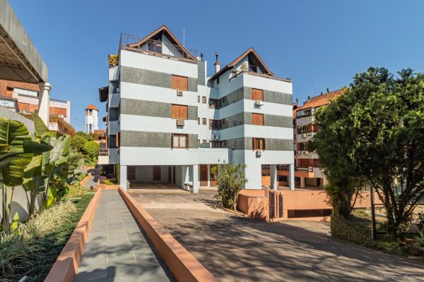 Riversides Dea Coufal