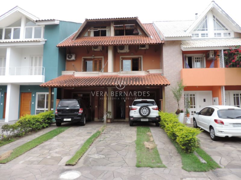 Casa em Condomínio à venda com 3 dormitórios, 120m² e 2 vagas no bairro Ipanema, Zona Sul de Porto Alegre