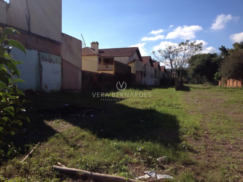 Terreno à venda com 1370m² no bairro Ipanema, Zona Sul de Porto Alegre