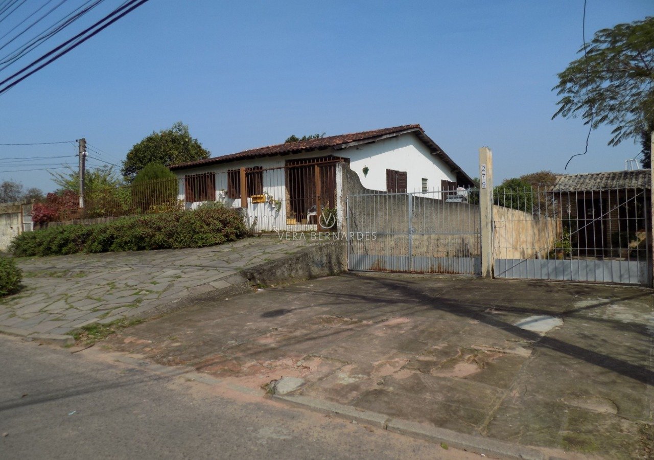 Terreno à venda com 2612m² no bairro Camaquã, Zona Sul de Porto Alegre