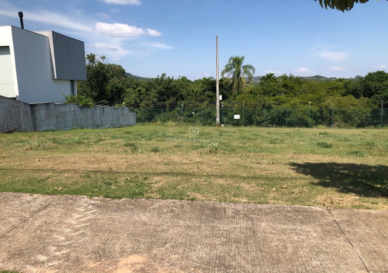 Terreno em Condomínio com 559m² no bairro Vila Nova / Alphaville em Porto Alegre