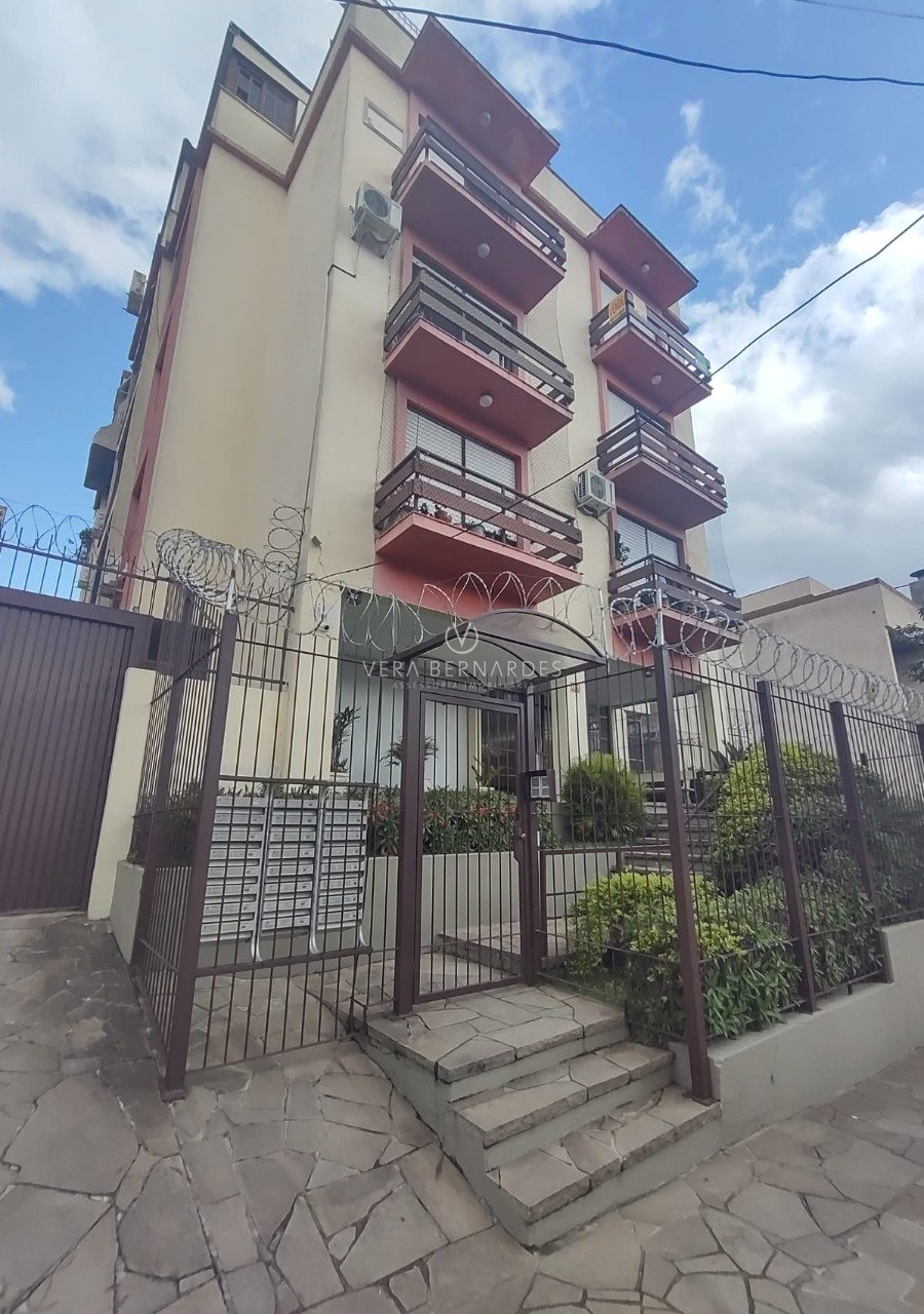 Cobertura à venda com 2 dormitórios, 149m² e 1 vaga no bairro Tristeza, Zona Sul de Porto Alegre