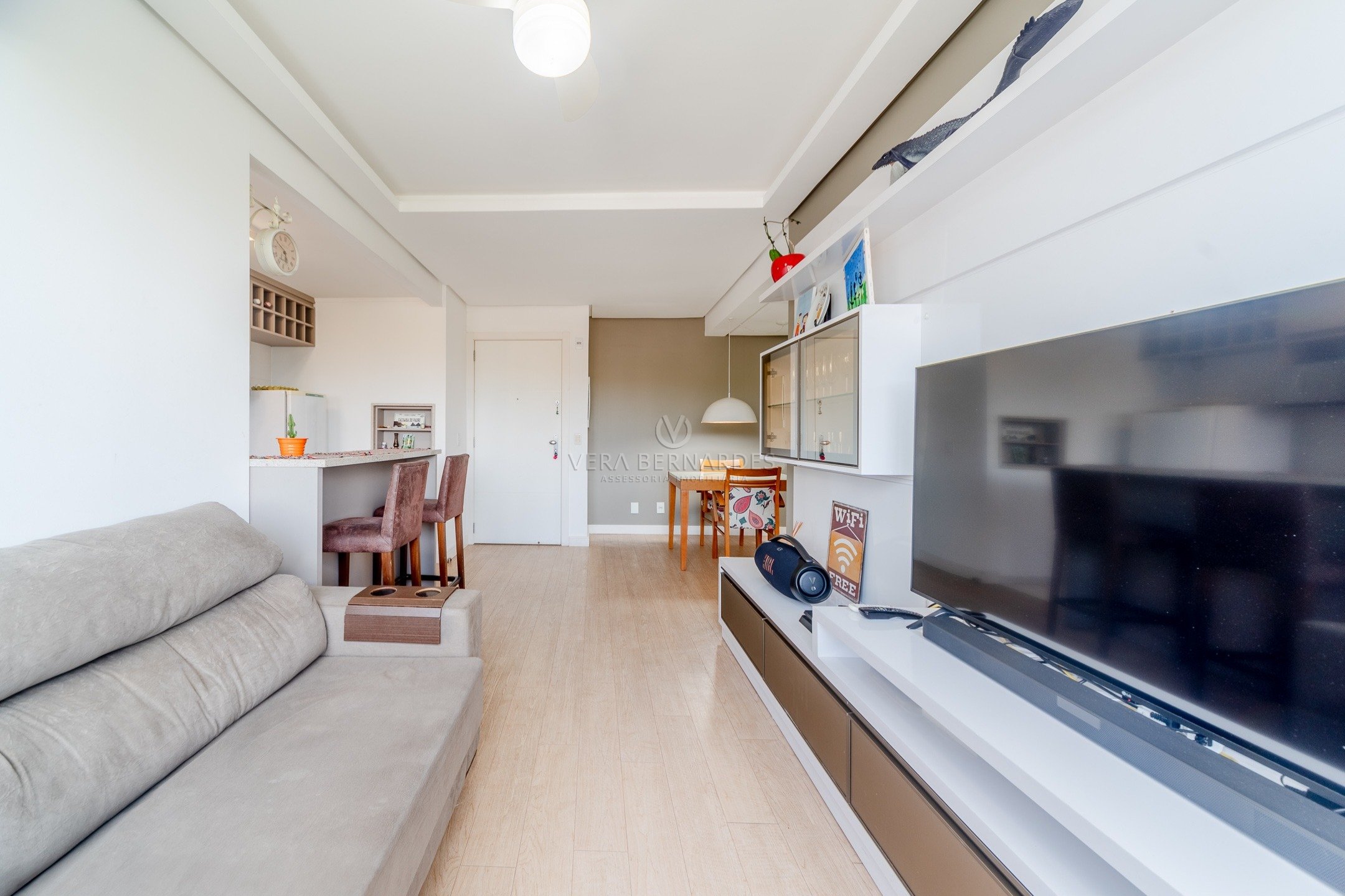 Apartamento à venda com 2 dormitórios, 63m² e 2 vagas no bairro Cristal, Zona Sul de Porto Alegre