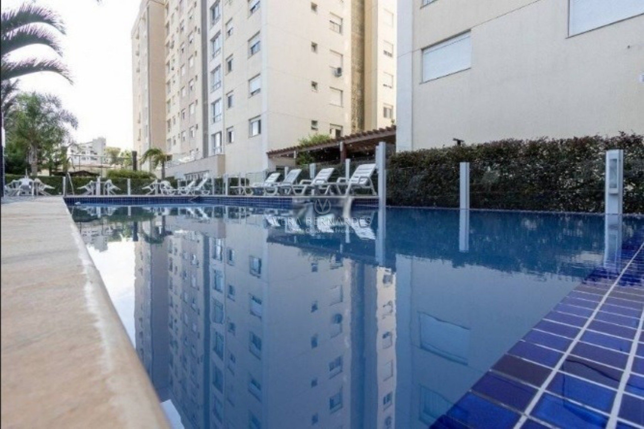 Apartamento à venda com 2 dormitórios, 69m² e 2 vagas no bairro Tristeza, Zona Sul de Porto Alegre