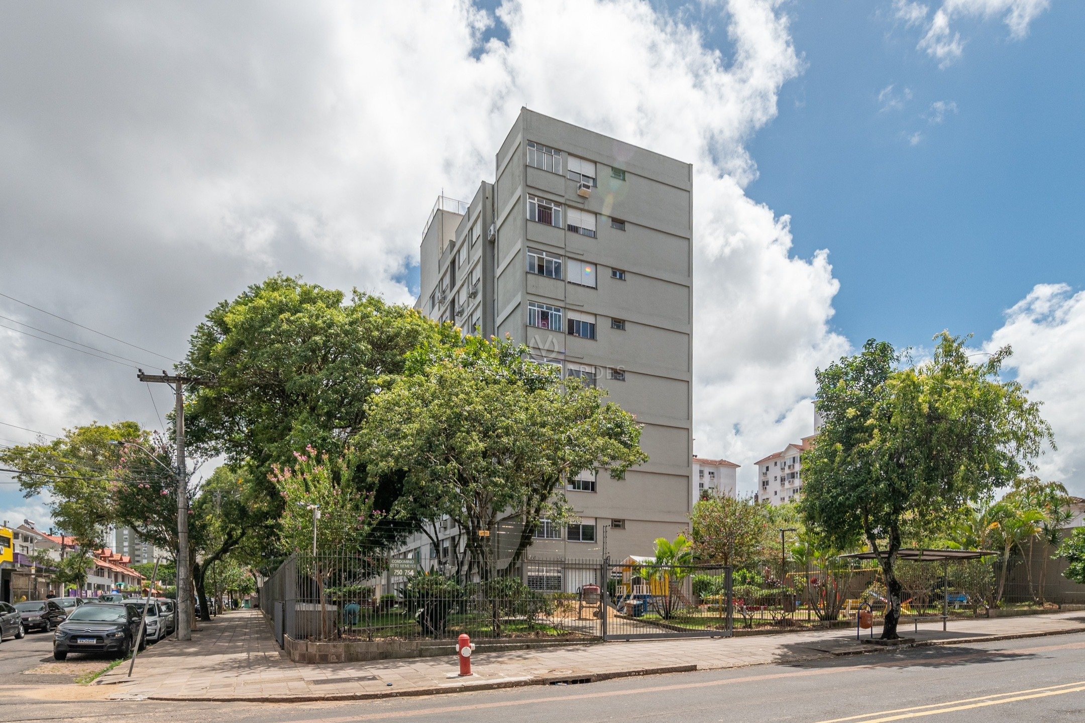 Apartamento à venda com 2 dormitórios, 56m² no bairro Tristeza, Zona Sul de Porto Alegre