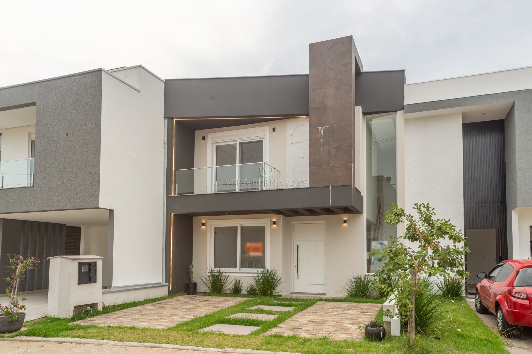 Casa em Condomínio à venda com 3 dormitórios, 183m² e 2 vagas no bairro Ipanema, Zona Sul de Porto Alegre