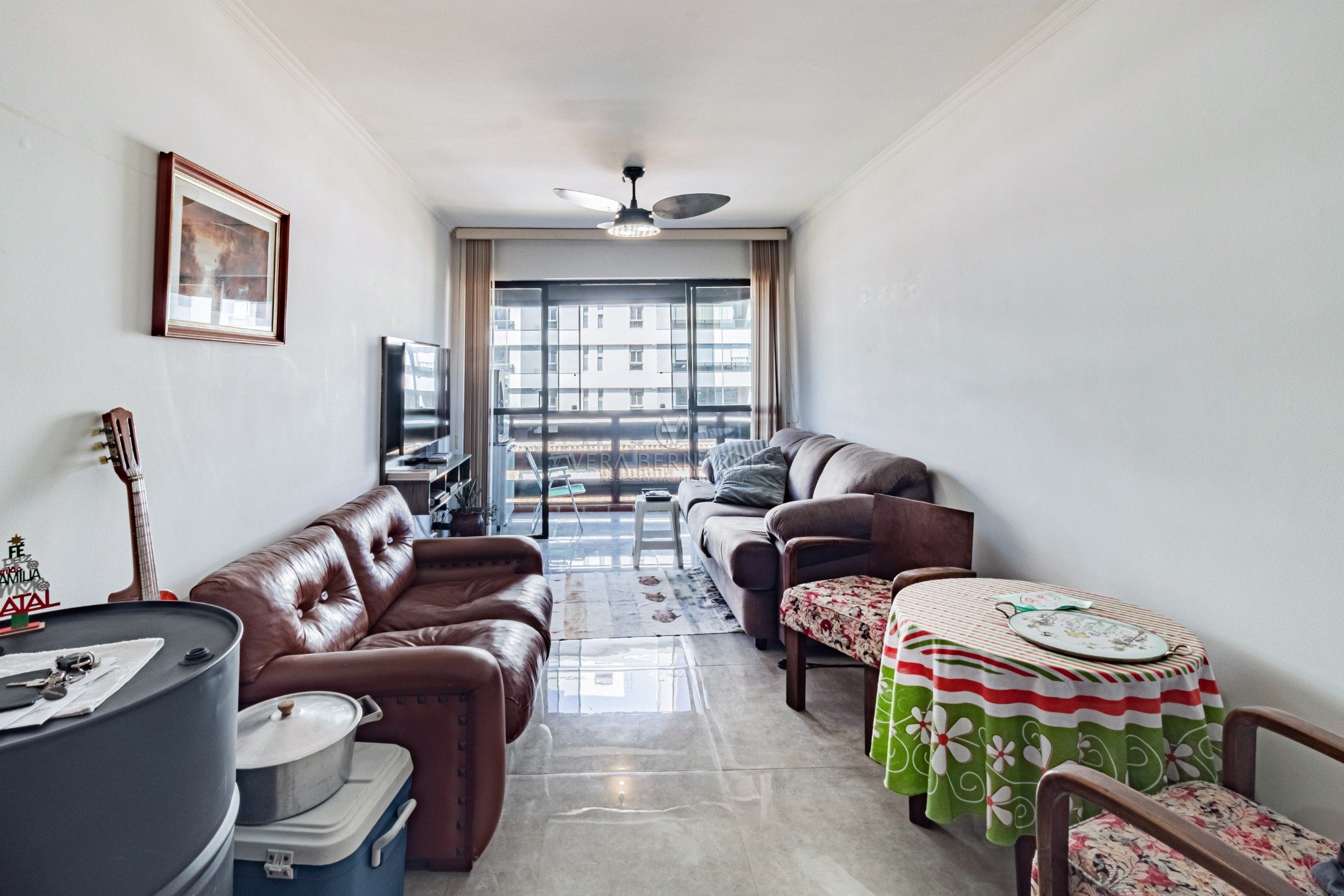 Apartamento à venda com 2 dormitórios, 85m² e 1 vaga no bairro Tristeza, Zona Sul de Porto Alegre